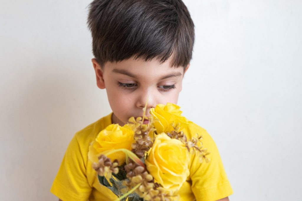 permainan sensori untuk indra penciuman