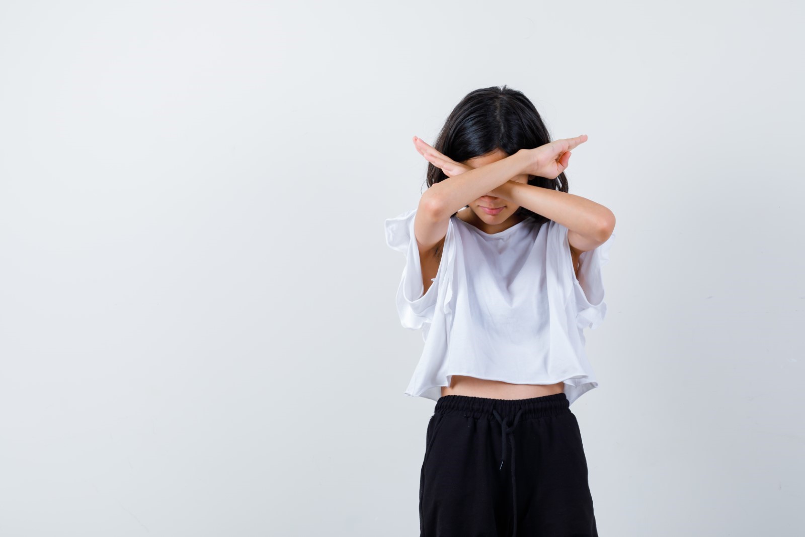 Terapi perilaku merupakan jenis terapi yang mengobati gangguan perilaku negatif, ini juga dikenal dengan behaviour atau terapi tingkah laku. 